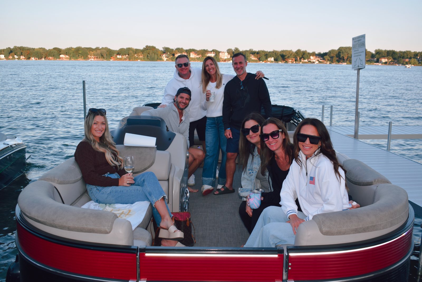 An evening cruise on Pine Lake